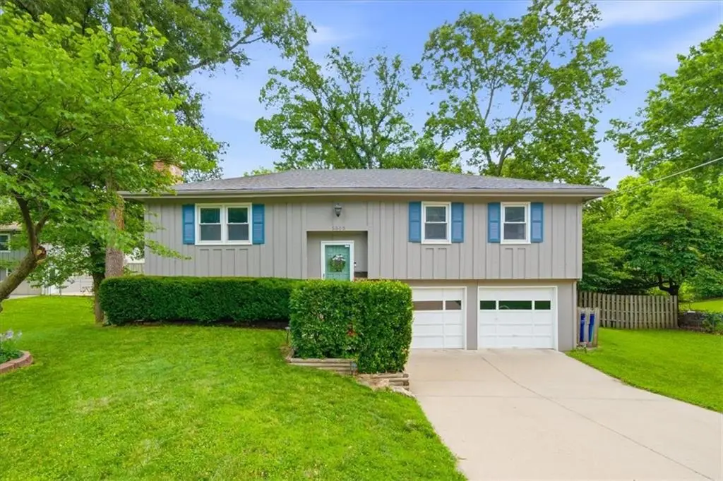 5503 Perry Avenue, Merriam, KS 66203 - #1