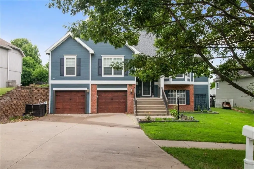 4403 Kensington Drive, Saint Joseph, MO 64506 - #1