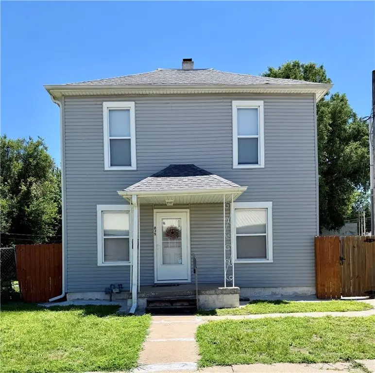 839 S 22nd Street, Saint Joseph, MO 64507 - #1