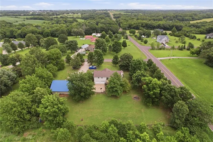 22025 168th Street, Basehor, KS 66007 - #2