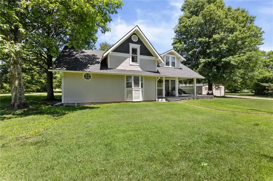 13020 W 327th Street, Paola, KS 66071 - #2