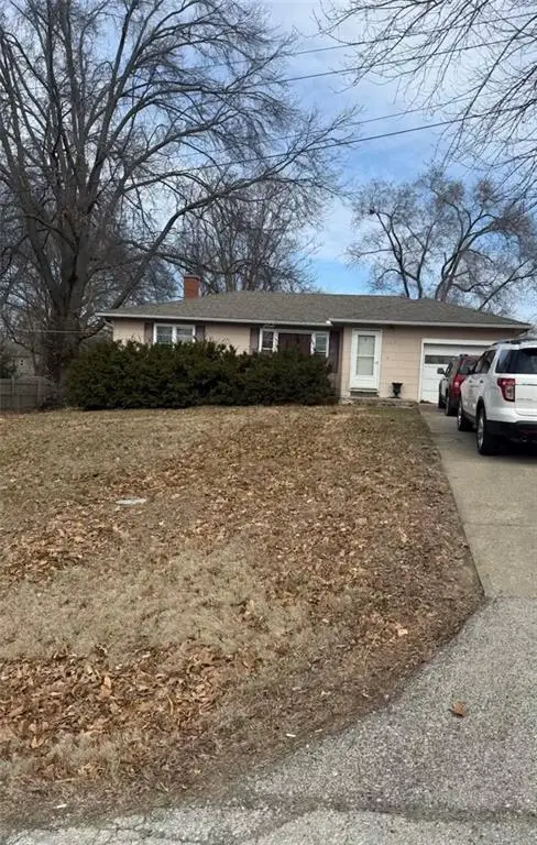 2214 NE 37th Terrace, Kansas City, MO 64116