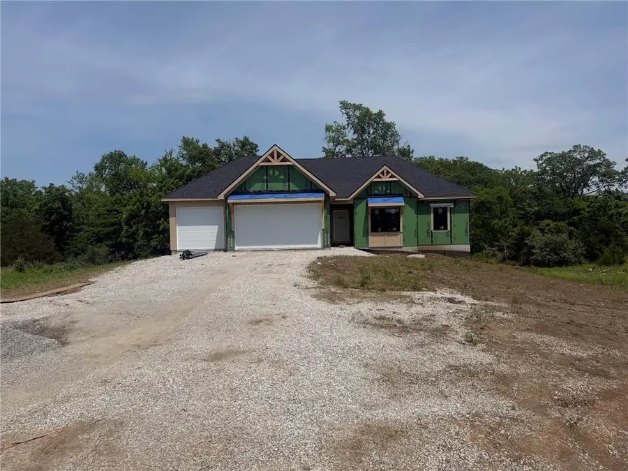 21503 Twin Oaks Parkway, Peculiar, MO 64078 - #2