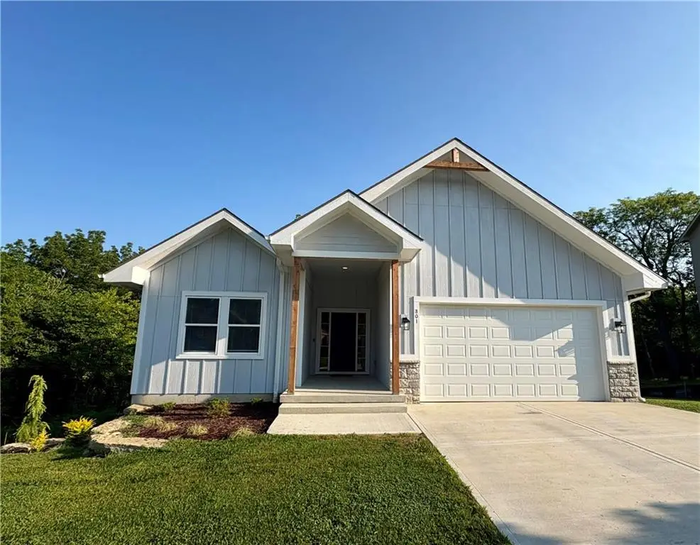 801 Colonial Drive, Pleasant Hill, MO 64080 - #1