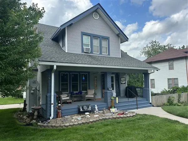 201 E Edwards Street, Maryville, MO 64468