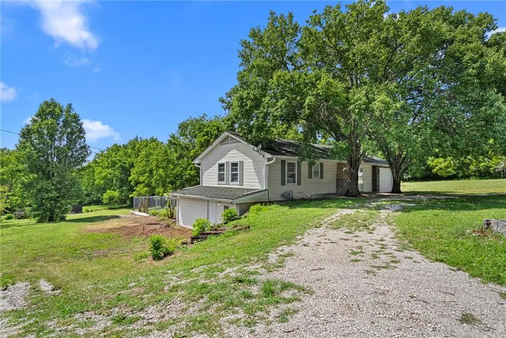 506 N Bynum Road, Lone Jack, MO 64070 - #1