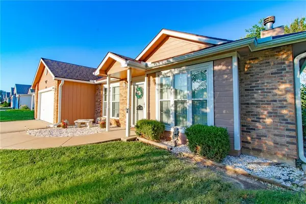1213 Fox Run Drive, Warrensburg, MO 64093