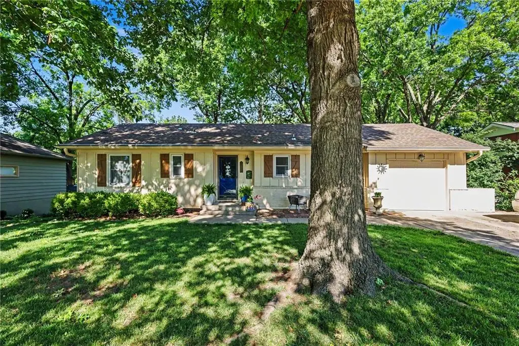 9334 Woodward Street, Overland Park, KS 66212 - #1