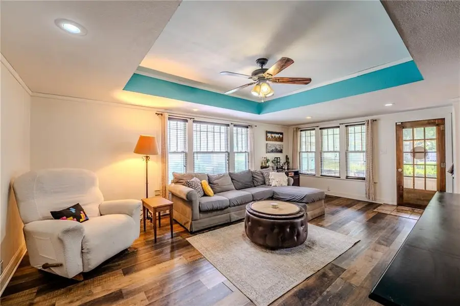 615 S Lafayette Avenue, Chanute, KS 66720 - #3