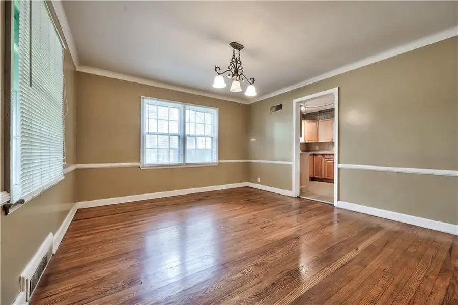 8037 Jefferson Street, Kansas City, MO 64114 - #2