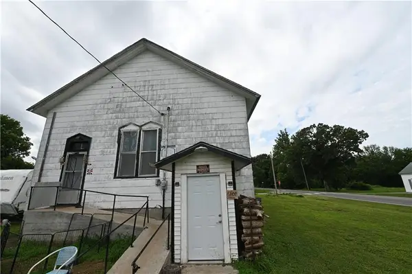501 Mill Street, Golden City, MO 64748