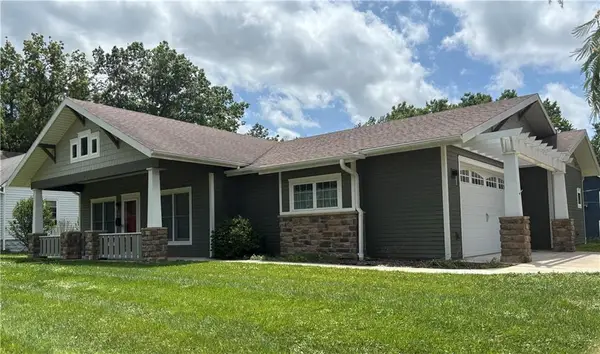 604 S Cedar Street, Ottawa, KS 66067