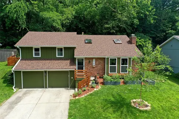 6615 NW Caney Creek Drive, Kansas City, MO 64151