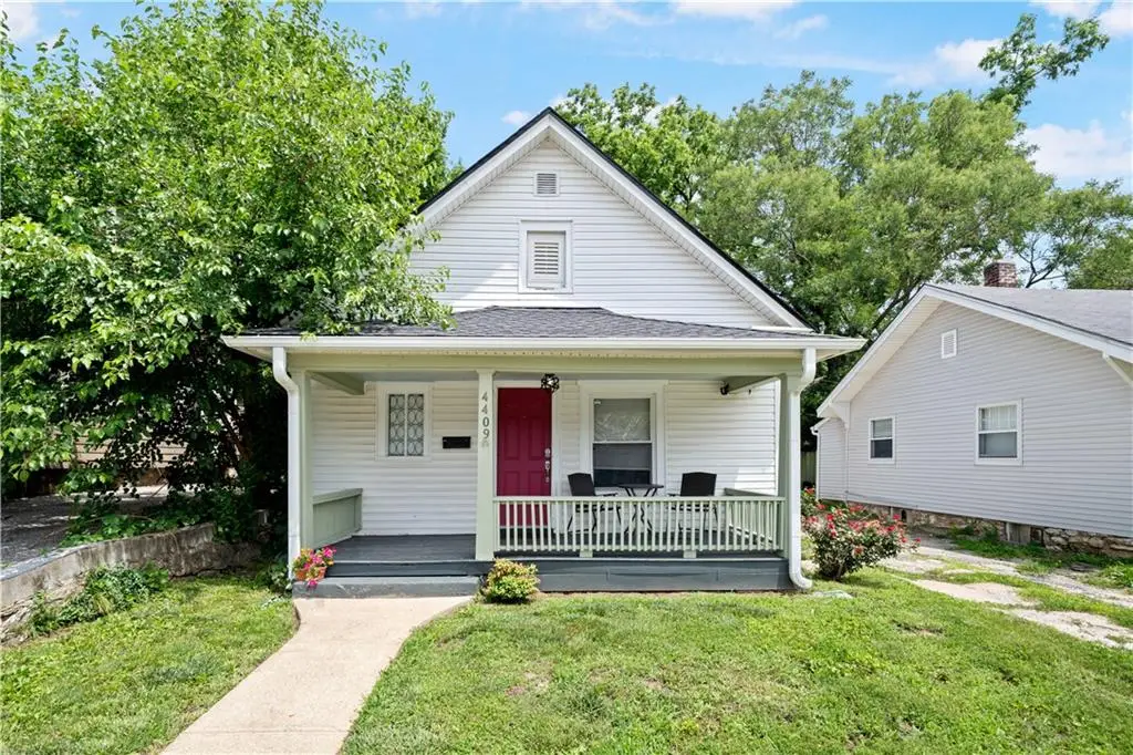 4409 Bell Street, Kansas City, MO 64111 - #1