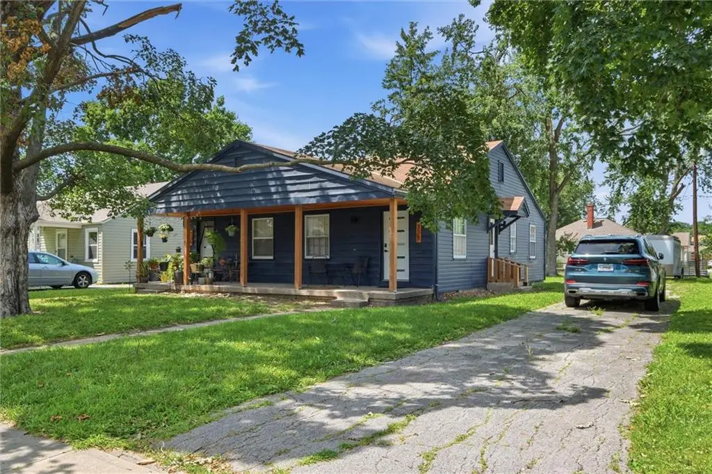 338 E 27th Avenue, Kansas City, MO 64116 - #1