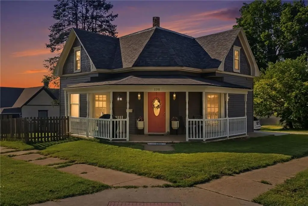 128 E Brown Street, Liberty, MO 64068 - #1
