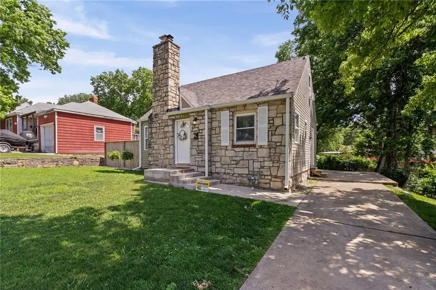 4317 Troup Avenue, Kansas City, KS 66102 - #3
