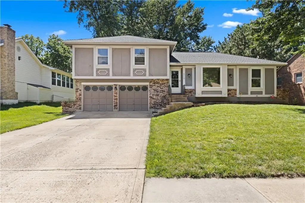 5718 Westgate Street, Shawnee, KS 66216 - #1