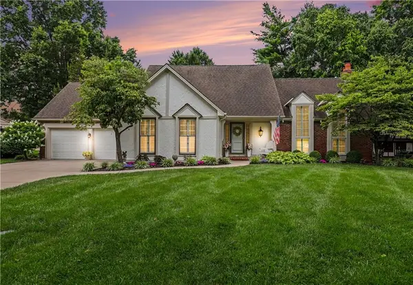3211 W 83rd Terrace, Leawood, KS 66206