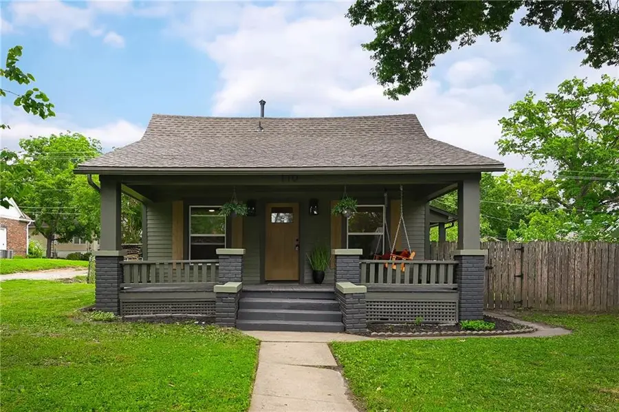 110 Campbell Street, Pleasant Hill, MO 64080 - #2