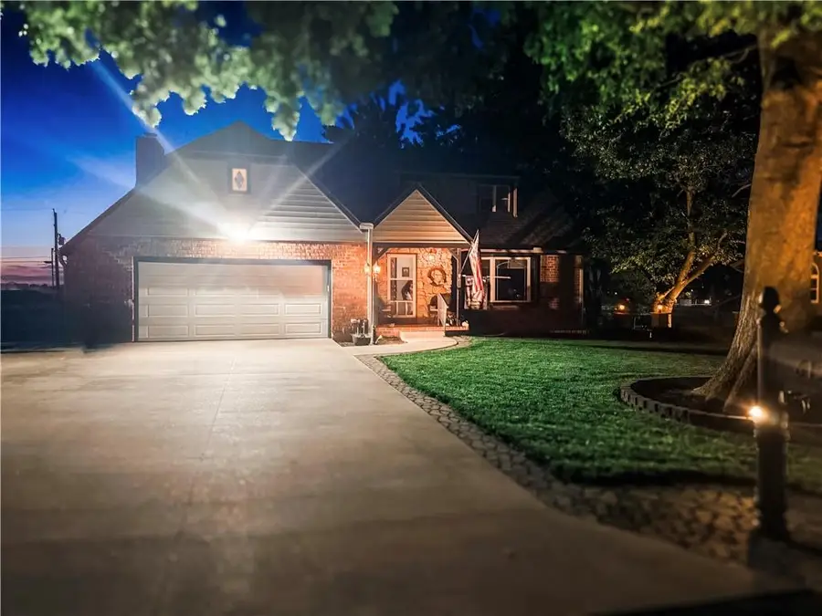 617 Meadow Lane, Fort Scott, KS 66701 - #2
