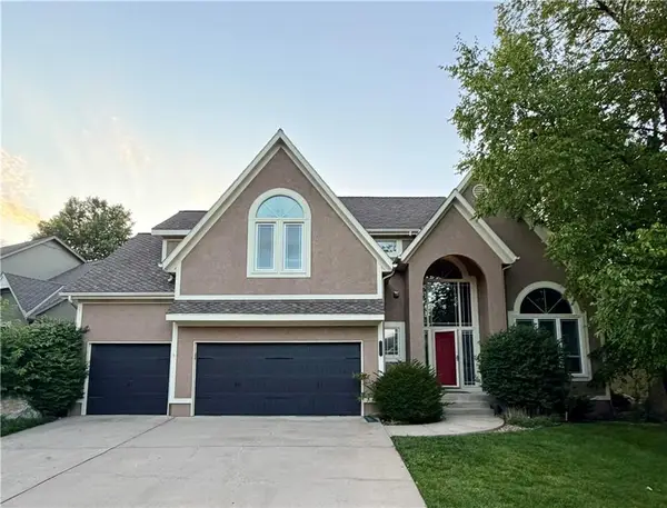 11308 W 143rd Terrace, Overland Park, KS 66221