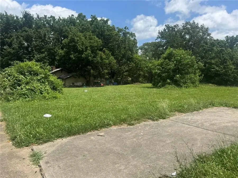 7412 Montgall Avenue, Kansas City, MO 64132 - #3