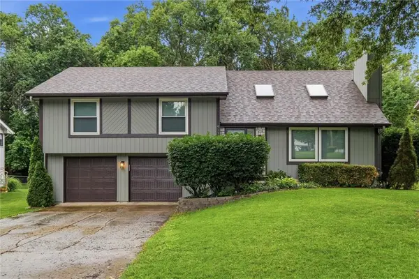 9131 Acuff Lane, Lenexa, KS 66215