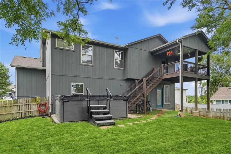 11450 Yecker Avenue, Kansas City, KS 66109 - #2