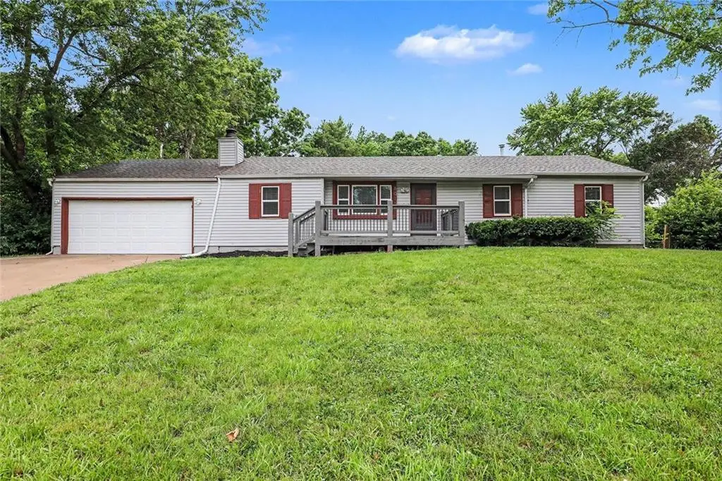 8012 E 100th Street, Kansas City, MO 64134 - #1
