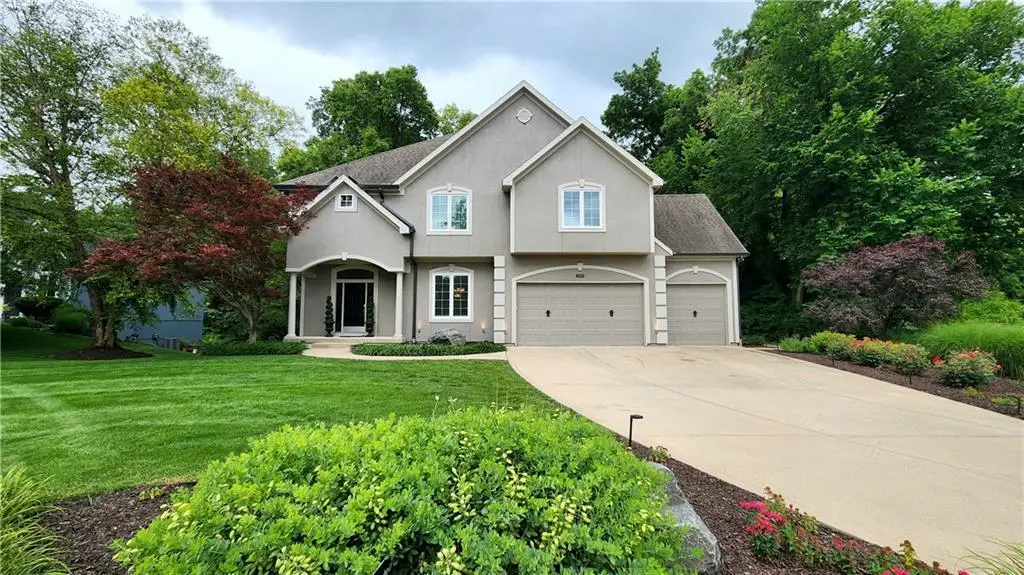 10202 NW River Hills Drive, Parkville, MO 64152 - #1