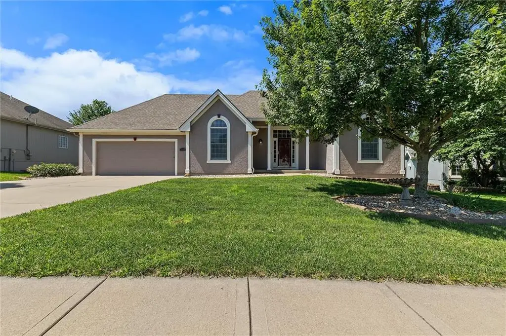 2113 Bradford Place, Excelsior Springs, MO 64024 - #1