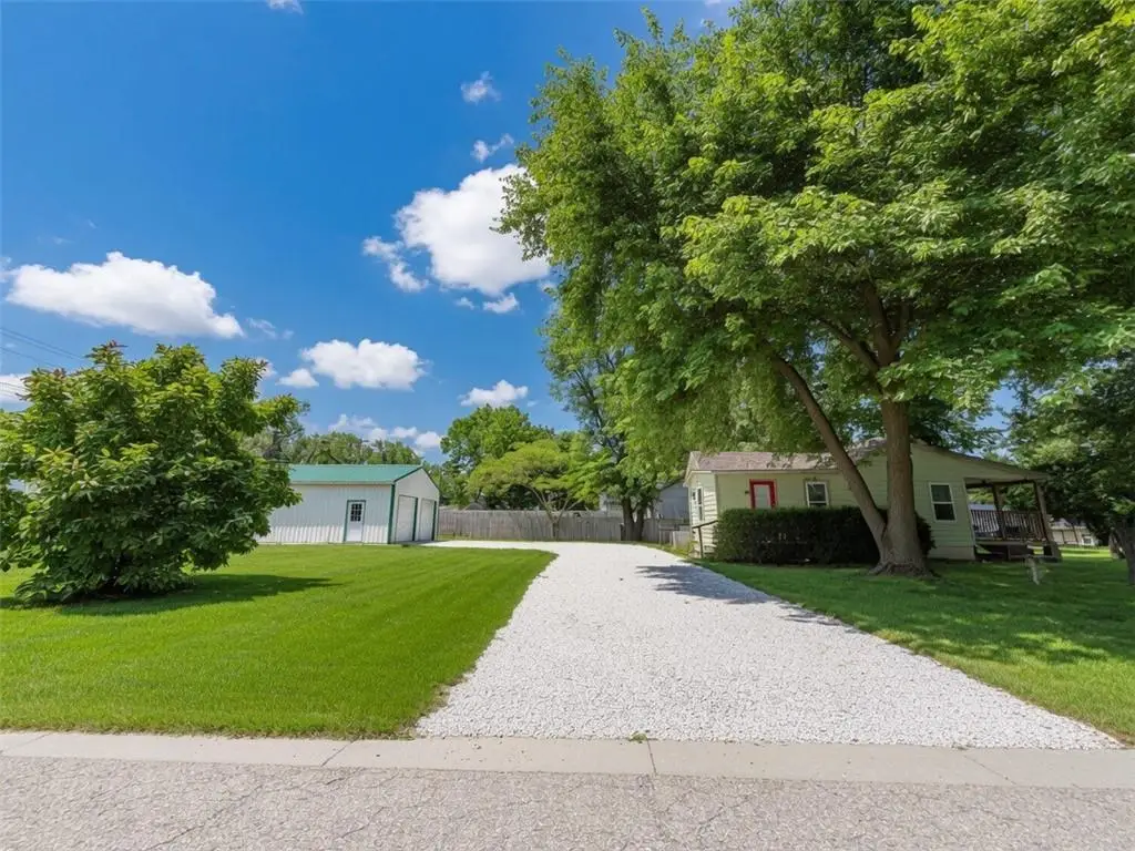 533 N Cedar Street, Ottawa, KS 66067 - #1