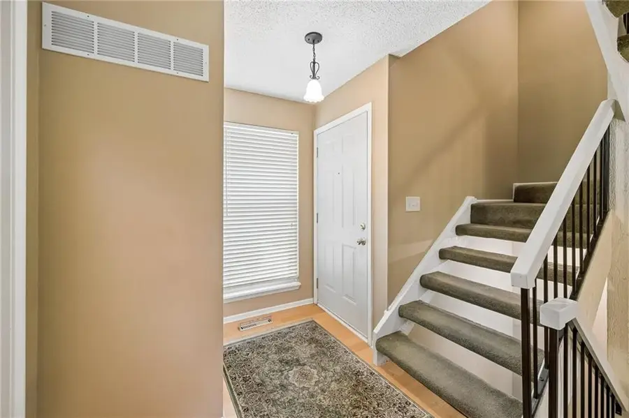 5757 N Anita Avenue, Kansas City, MO 64151 - #3