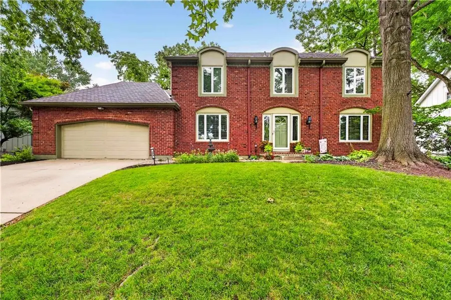 304 NW Aspen Street, Lees Summit, MO 64064 - #2