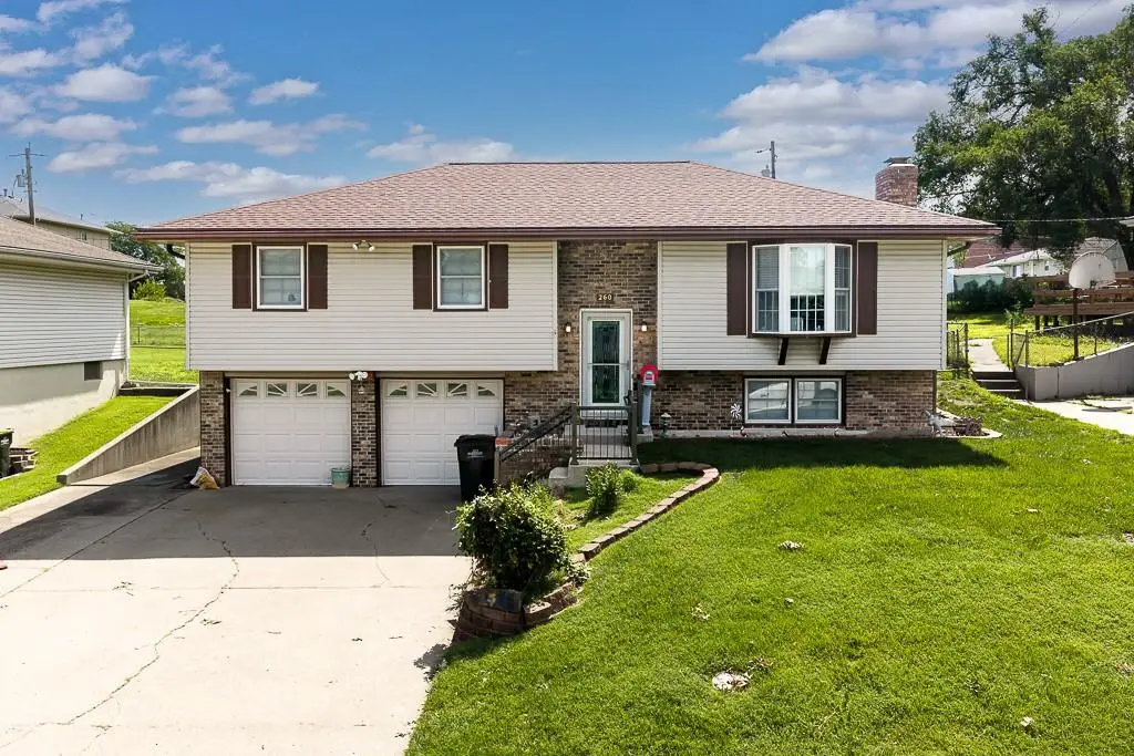 260 Holiday Drive, Lansing, KS 66043 - #1