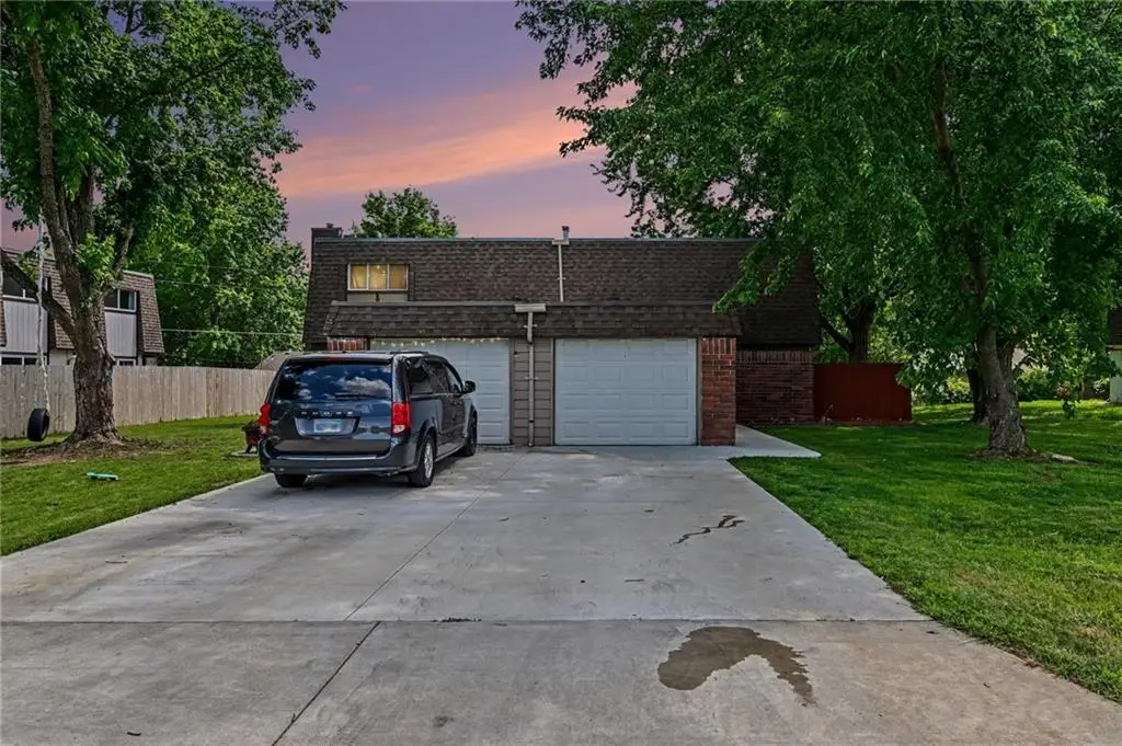 3729 Brush Creek Drive, Lawrence, KS 66047 - #1