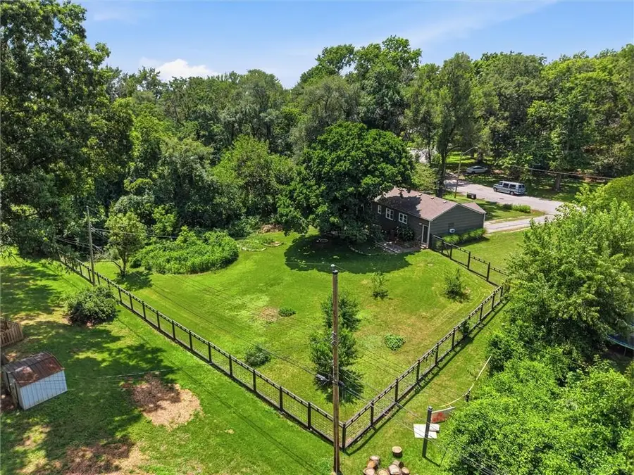 11605 Belmont Avenue, Kansas City, MO 64134 - #2