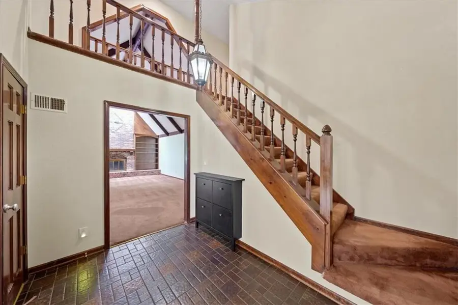 5768 Bower Street, Kansas City, MO 64133 - #2