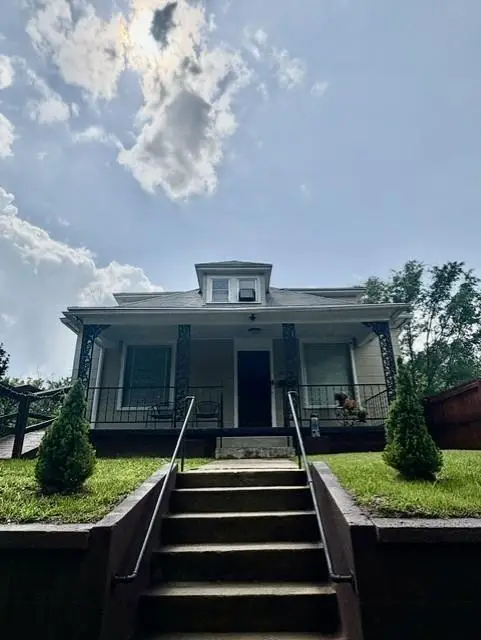 1614 Prospect Avenue, St Joseph, MO 64505