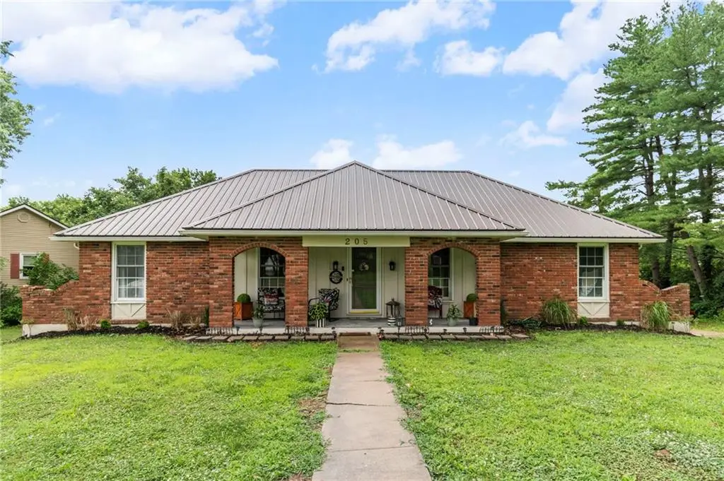 205 E Dauxville Drive, Richmond, MO 64085 - #1