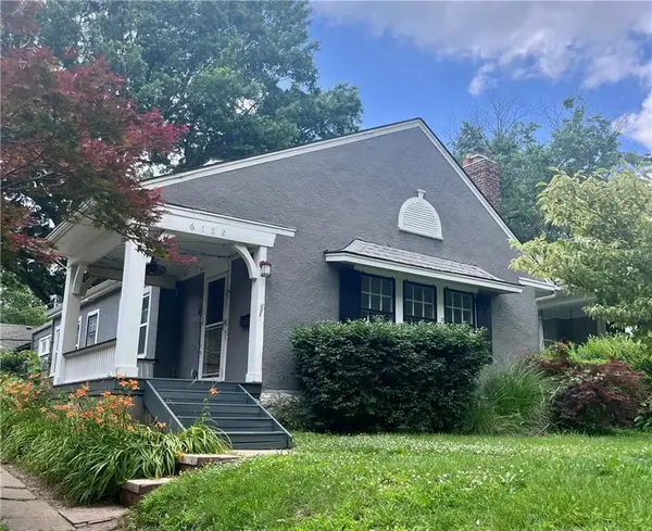 6152 Locust Street, Kansas City, MO 64110