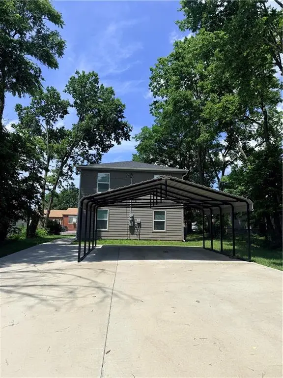 306 W Market Street, Warrensburg, MO 64093 - #3