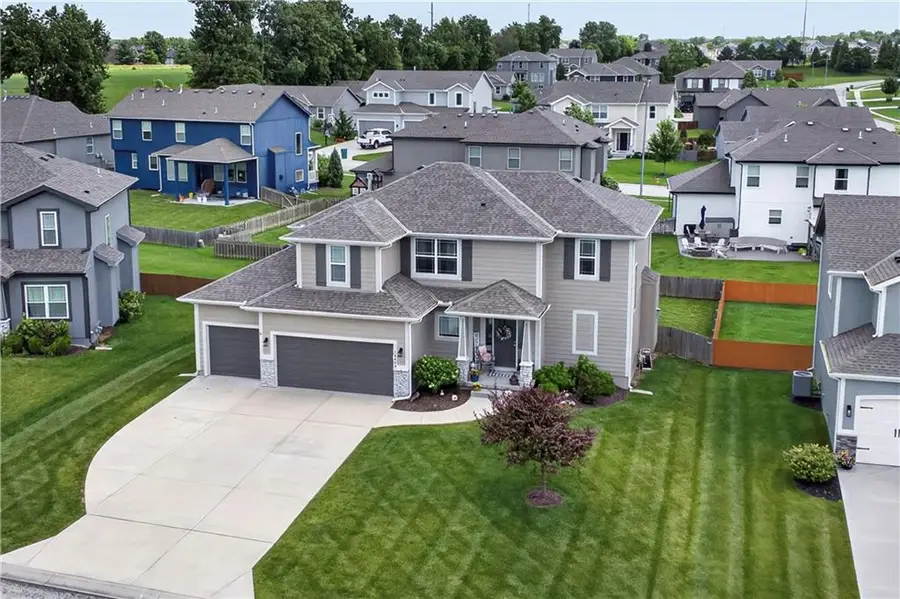 19609 W 197th Street, Spring Hill, KS 66083 - #3