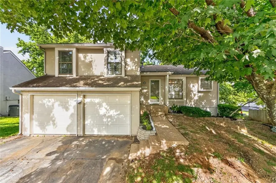 12357 W 107th Terrace, Overland Park, KS 66210 - #2