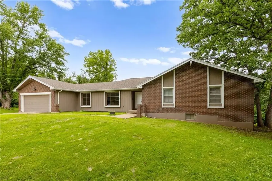 9905 Wayne Avenue, Kansas City, MO 64131 - #3
