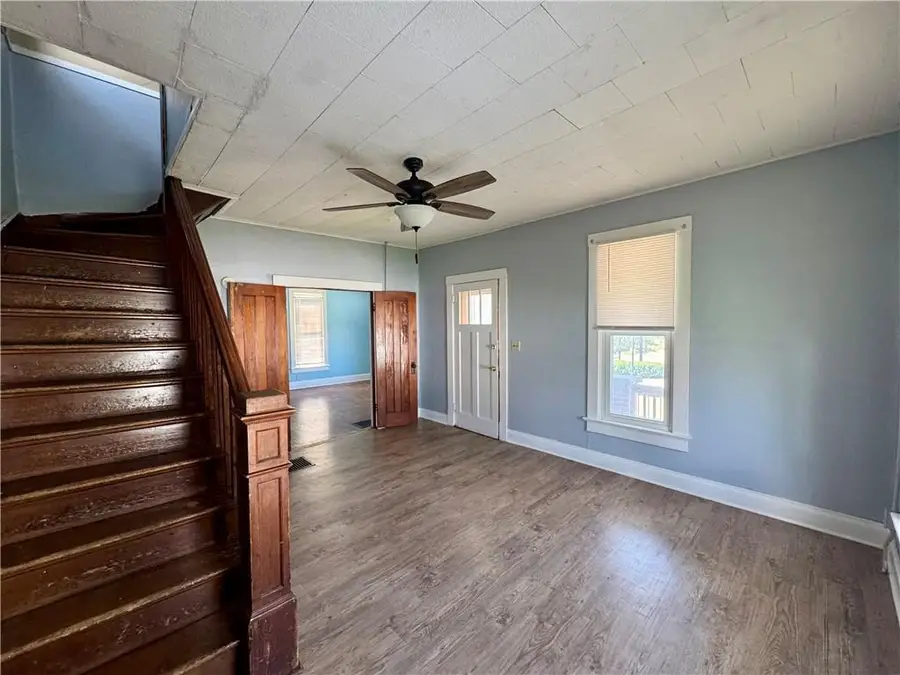 222 W 4th Street, Maryville, MO 64468 - #3