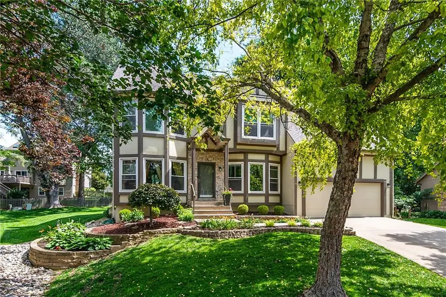 13400 W 116th Terrace, Overland Park, KS 66210 - #2