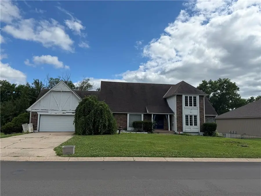 15111 E 44th Street, Independence, MO 64055 - #2