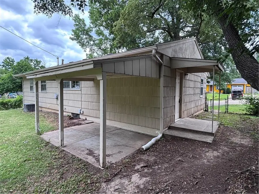 9130 E 44th Street, Kansas City, MO 64133 - #3